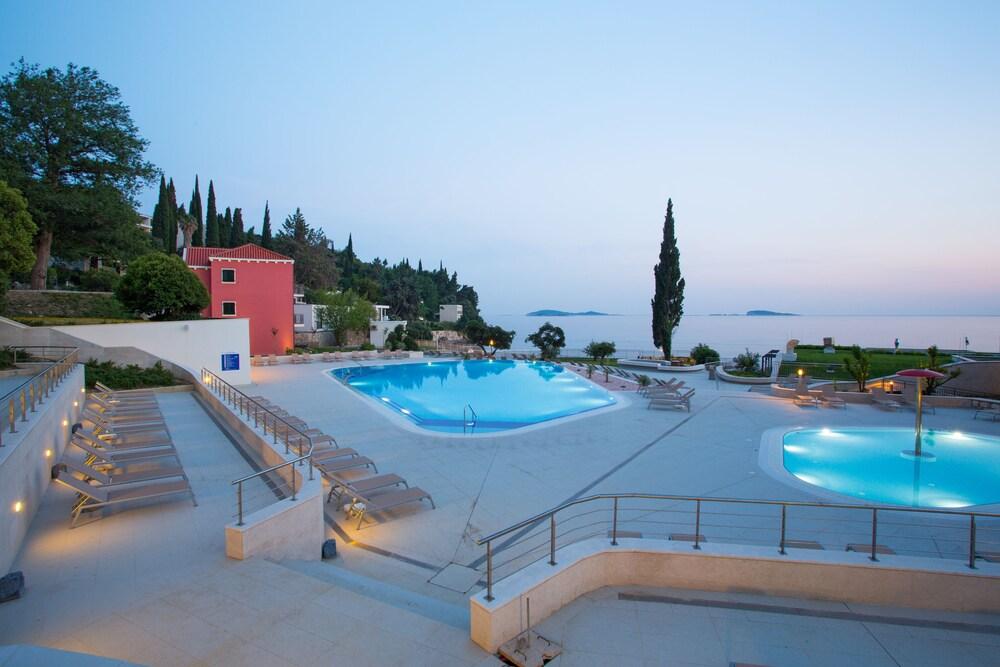 Hotel Mlini Kültér fotó